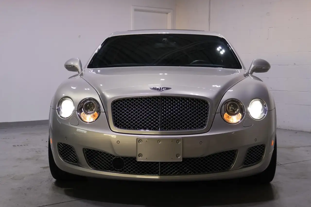 Bentley Flying Spur fotografie Bentley Flying Spur
