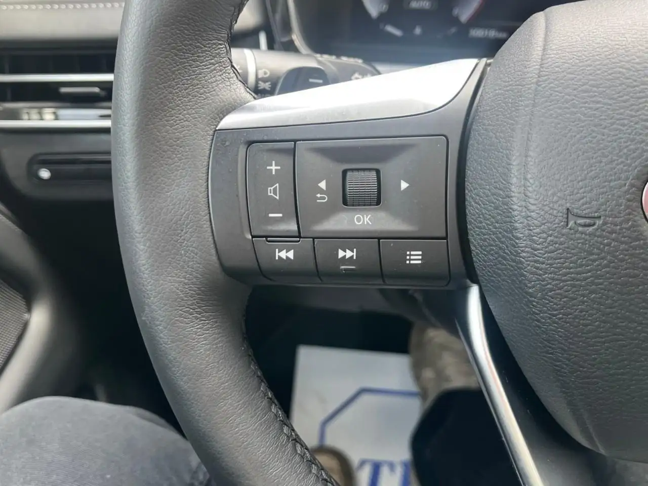 Infiniti QX60 снимка Infiniti QX60