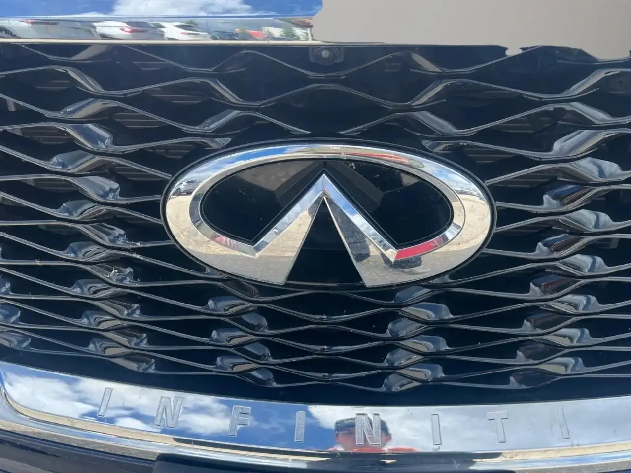 Infiniti QX60 снимка Infiniti QX60