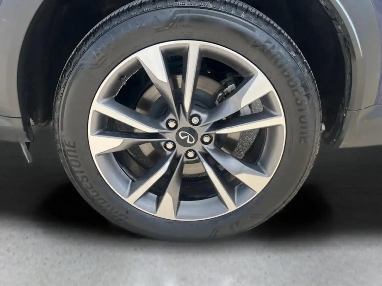 Infiniti QX60 снимка Infiniti QX60