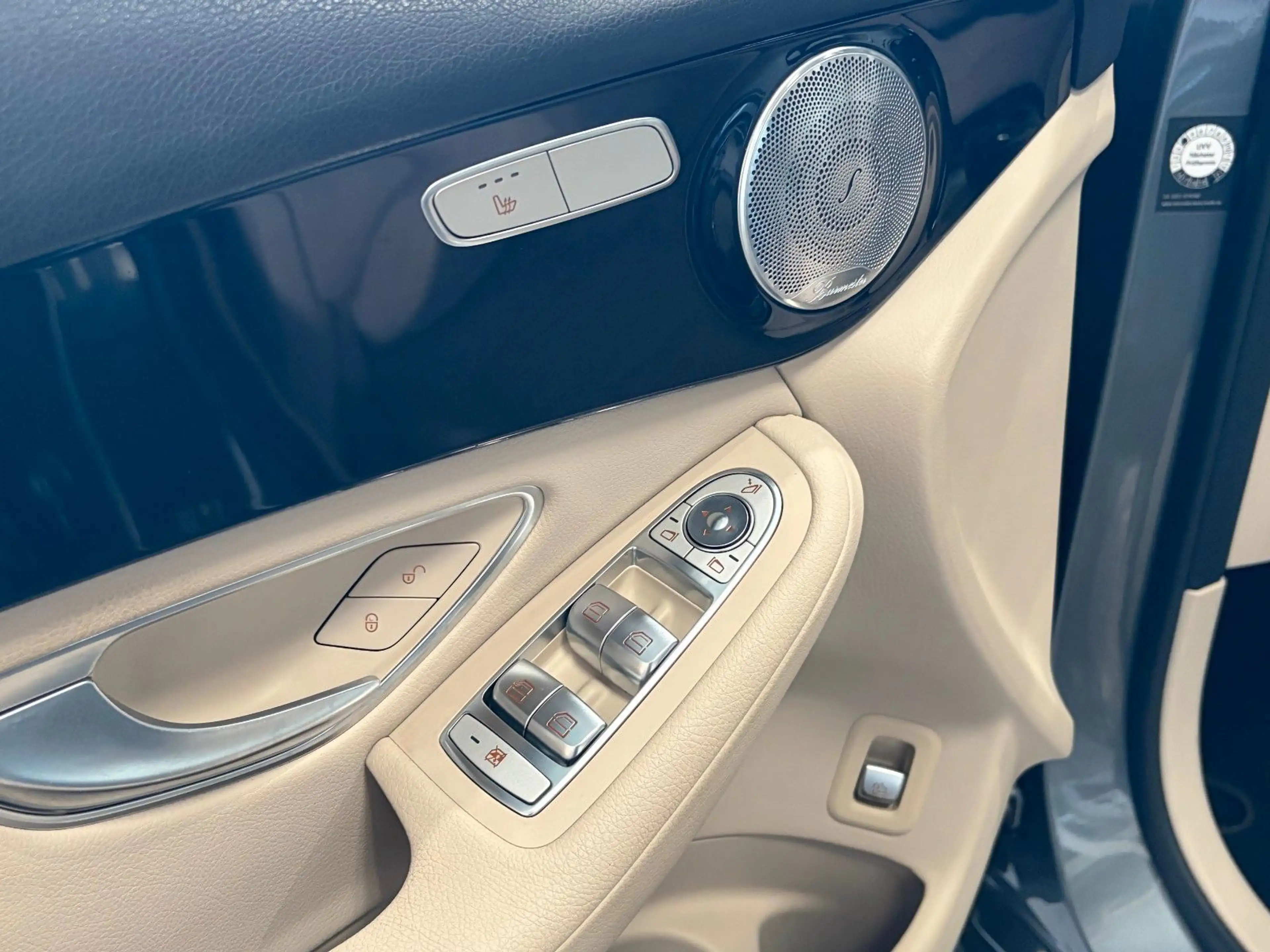 Mercedes-Benz GLC 250 *4matic*AHK*Pano*Comand*Burm*Distro*360°* — photo 21