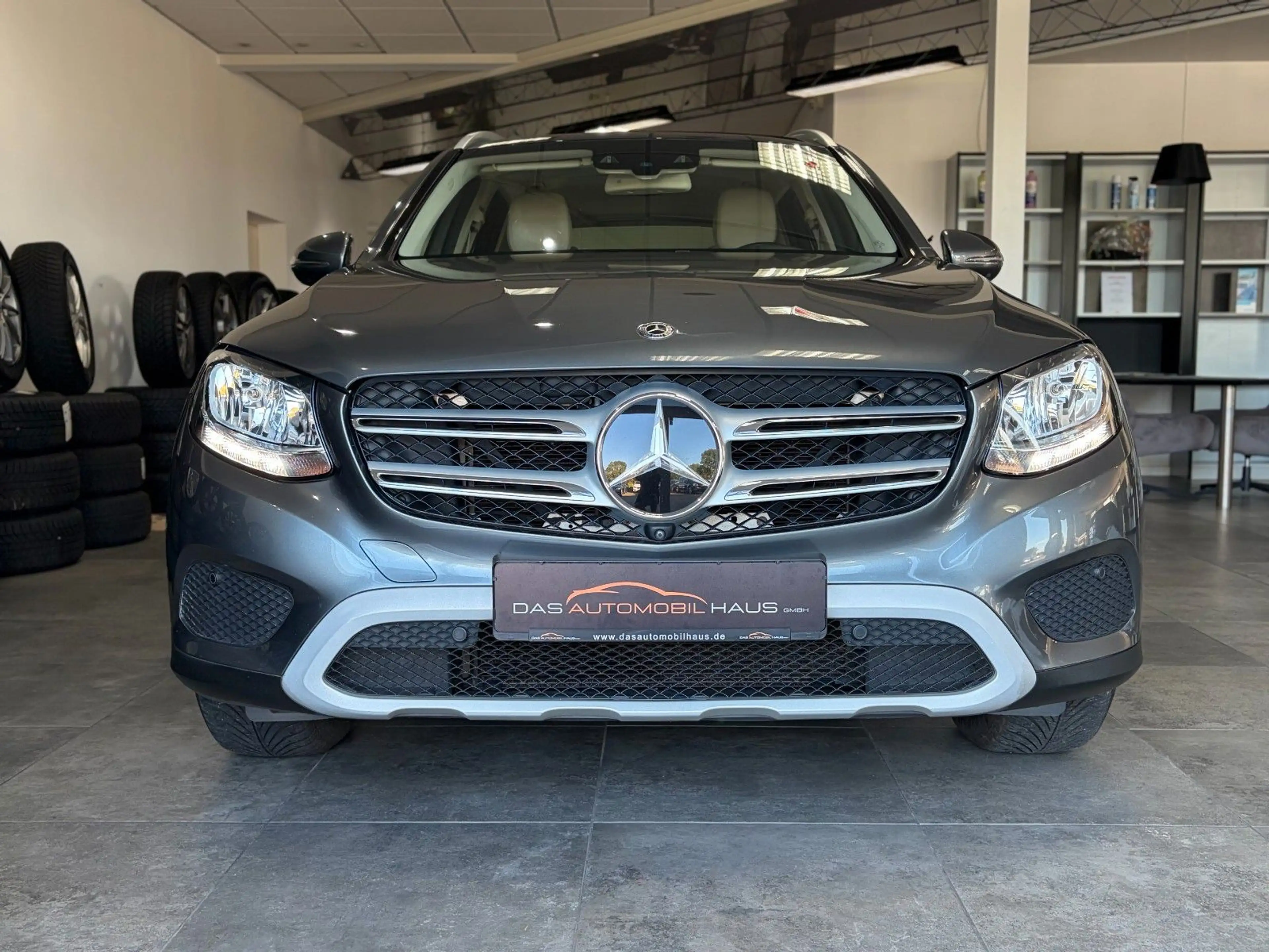 Mercedes-Benz GLC 250 *4matic*AHK*Pano*Comand*Burm*Distro*360°* — photo 4