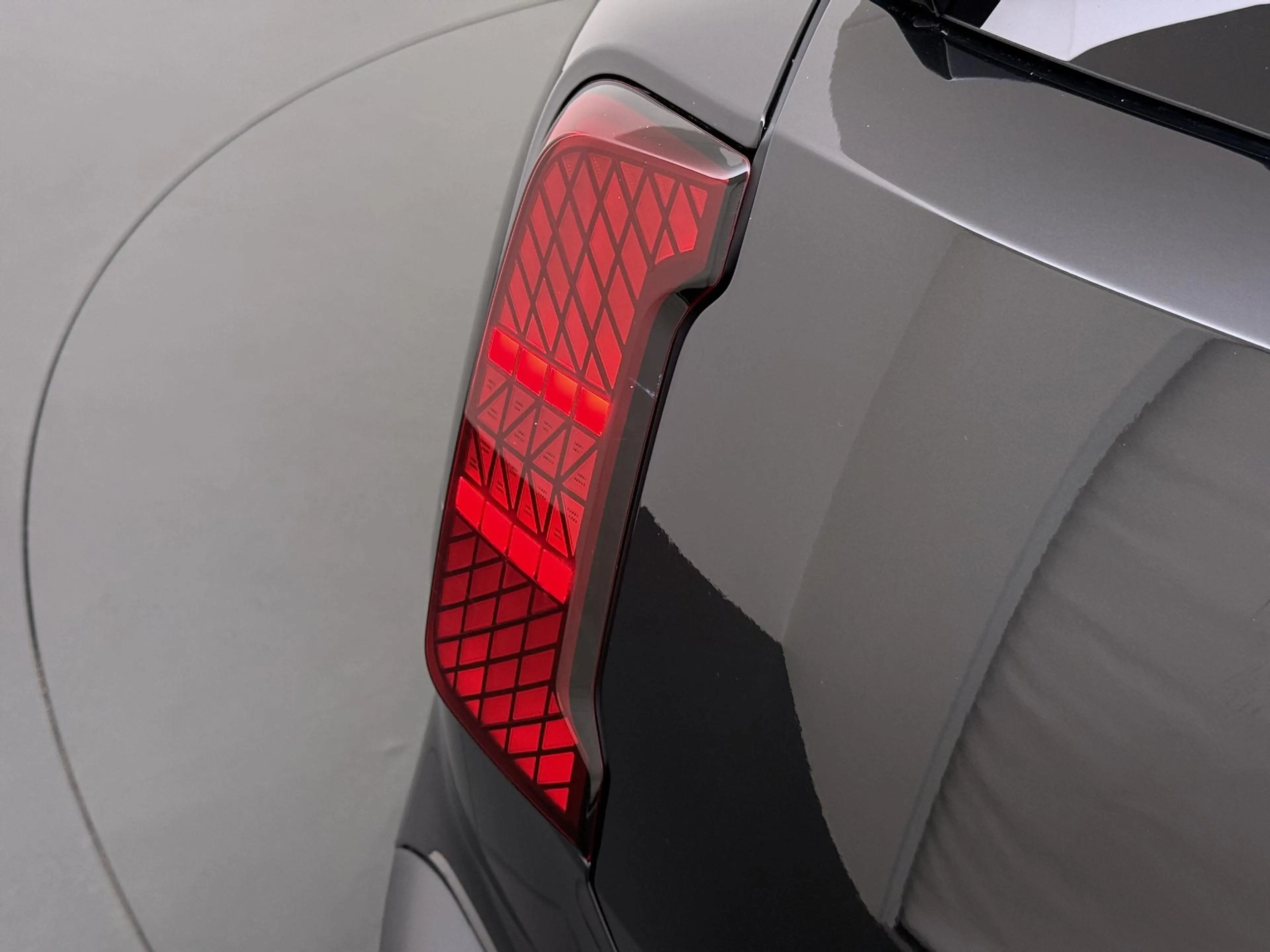 MINI Countryman E Blackyard 66.5 kWh SOH 100% | VAN: € 37.900,- VOOR — photo 2