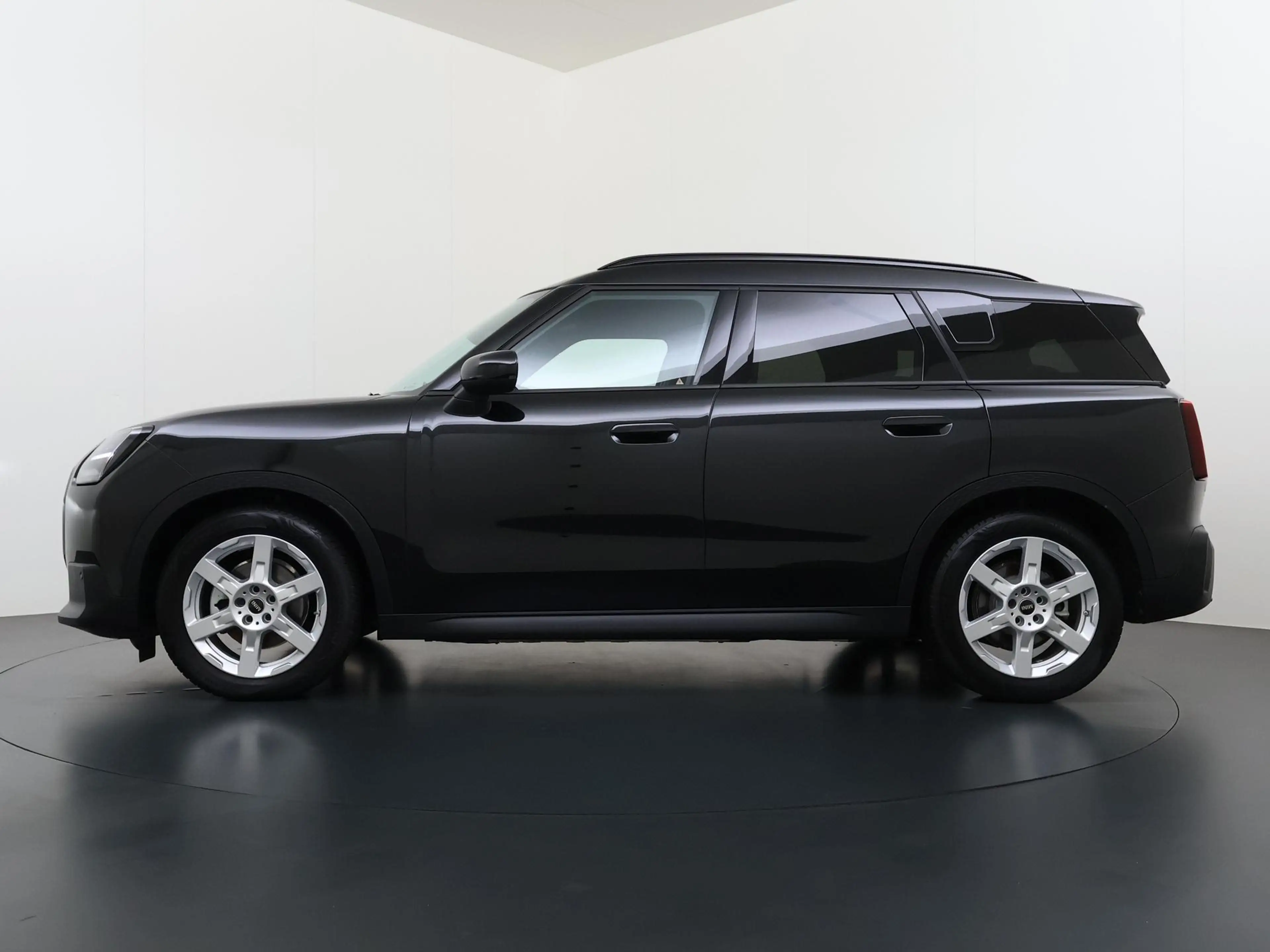 MINI Countryman E Blackyard 66.5 kWh SOH 100% | VAN: € 37.900,- VOOR — photo 5
