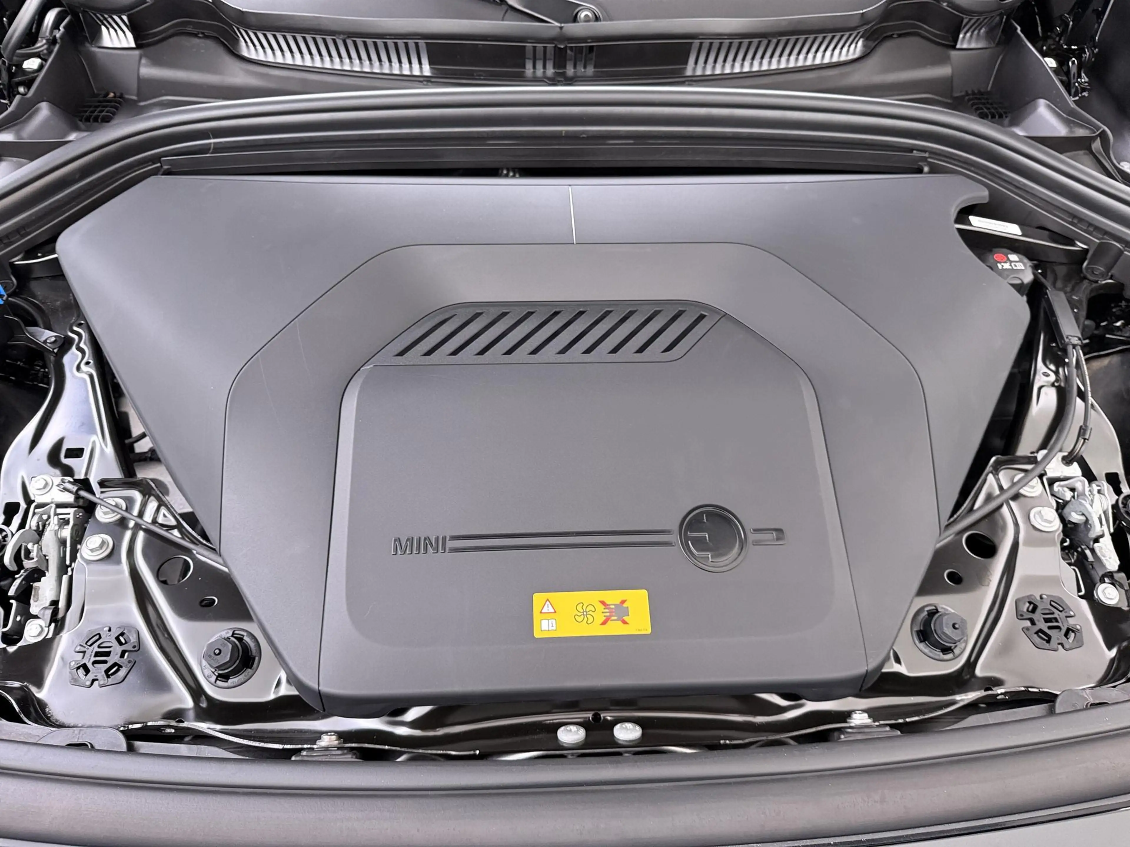 MINI Countryman E Blackyard 66.5 kWh SOH 100% | VAN: € 37.900,- VOOR — photo 15