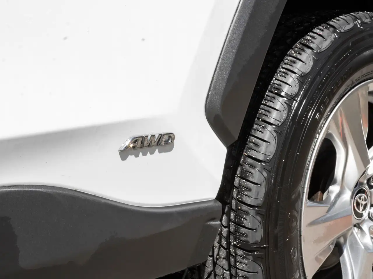 Toyota RAV 4 снимка Toyota RAV 4