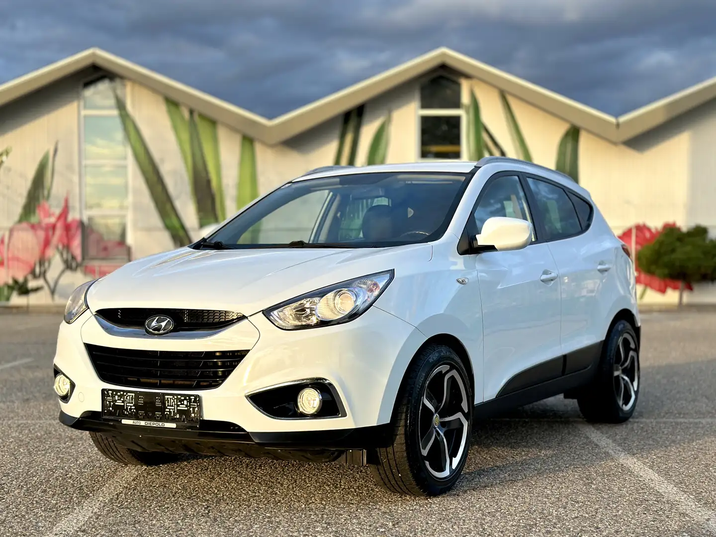 Hyundai iX35 NEUES PICKERL 2.0 CRDi 4X4 PREMIUM - 2