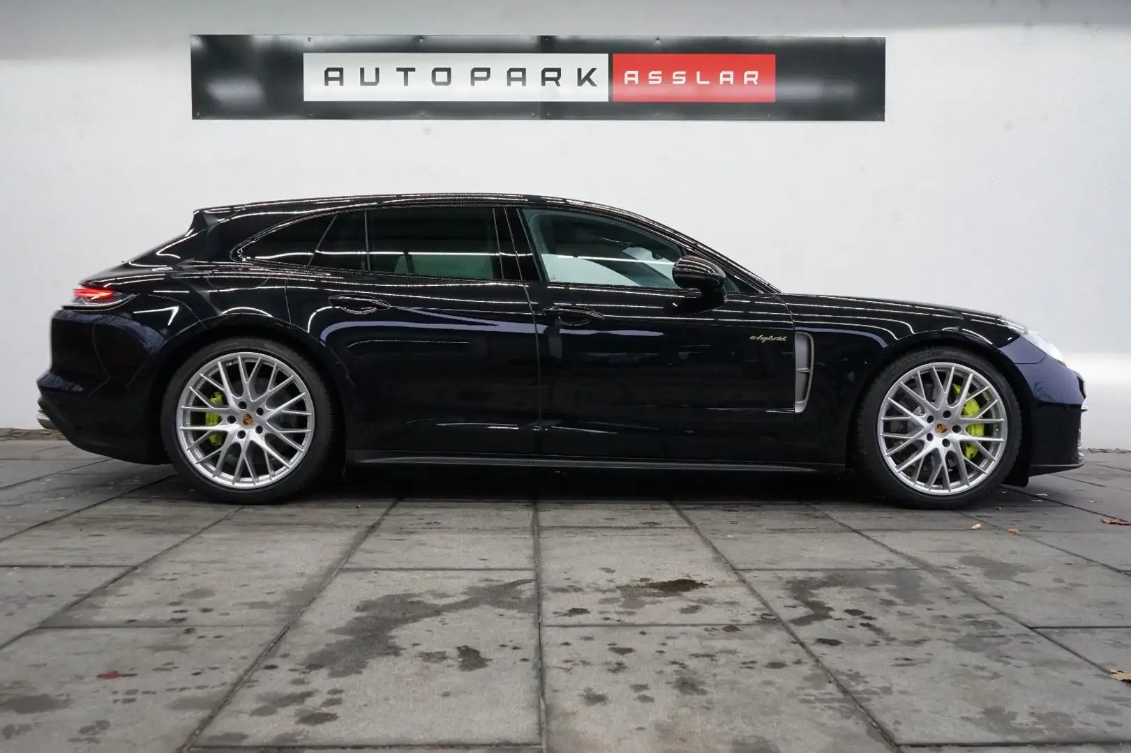 Porsche Panamera Sport Turismo 4 E-Hybrid Platinum Negro - 1