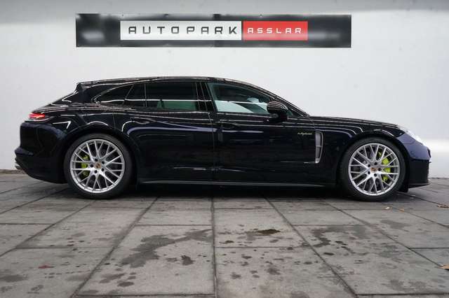 Imagine Porsche Panamera Sport Turismo 4 E-Hybrid Platinum
