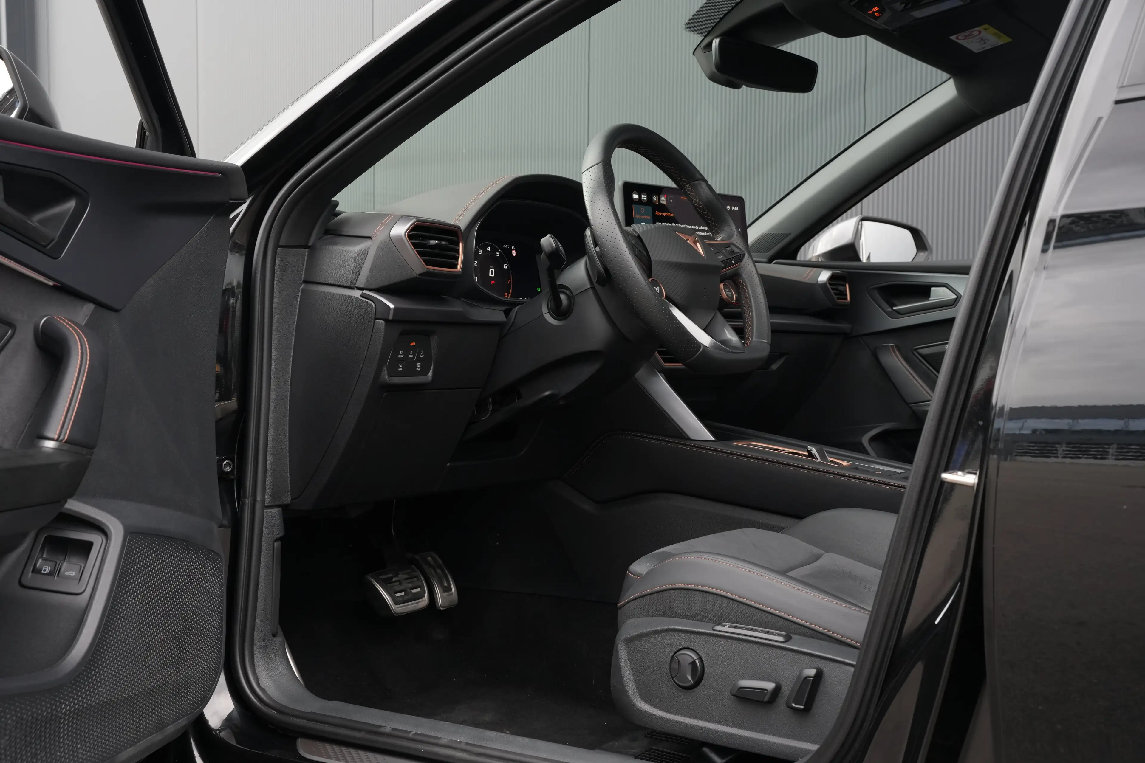 CUPRA Leon Sportstourer 1.5 TSI e-Hybrid 204pk Business | Pan — photo 13