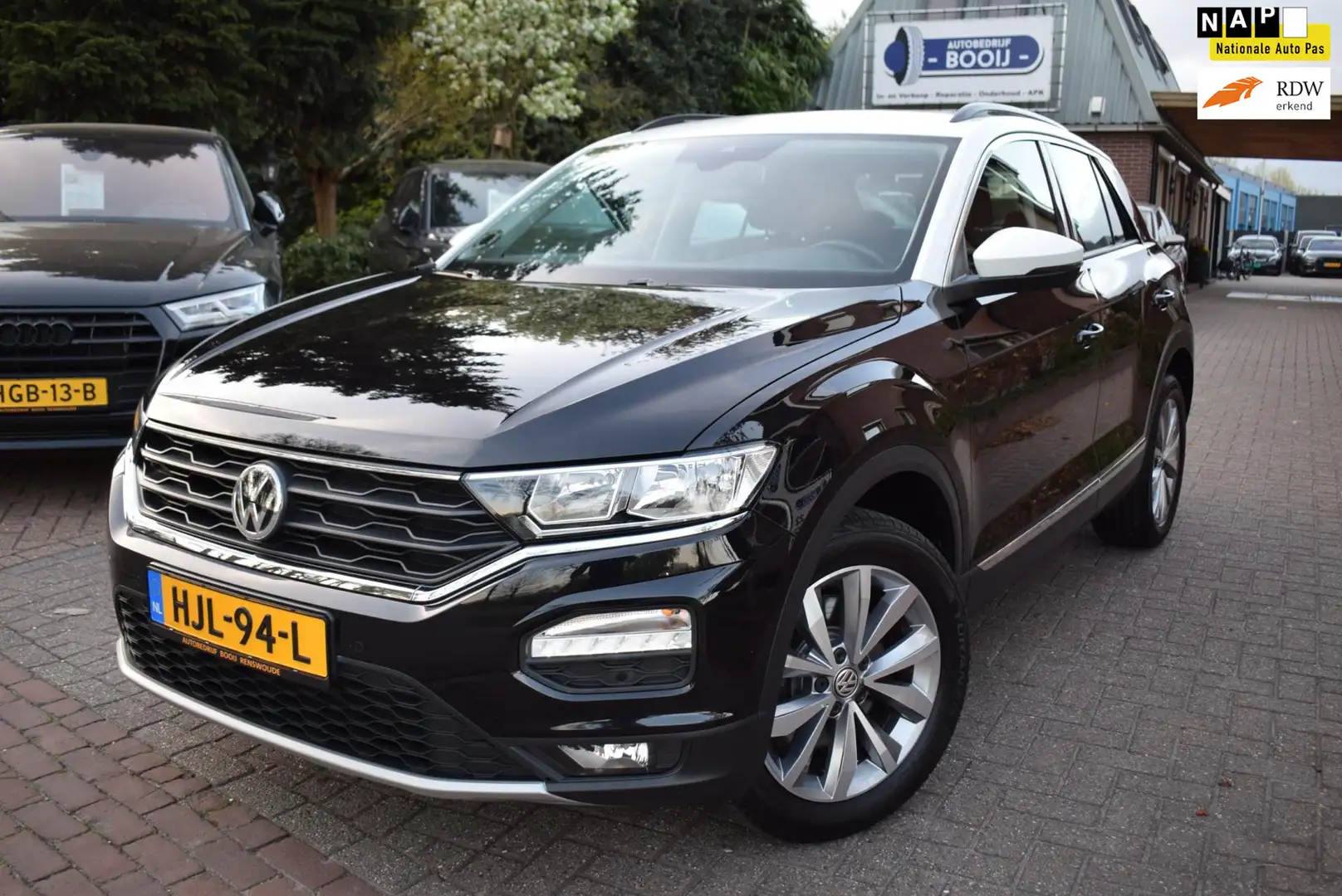 Volkswagen T-Roc 1.5 TSI Sport 150 PK ADAP CRUISE/CARPLAY/AIRCO-ECC Nero - 1