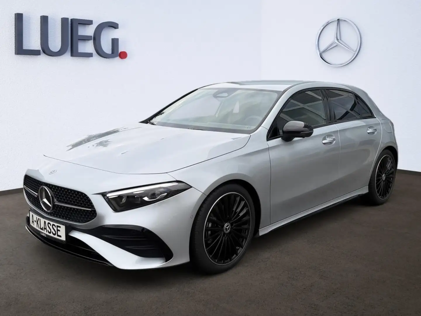 Mercedes-Benz A 180 AMG-EDTION+360KAMERA+DISTRONIC+AHK+LED Silber - 2