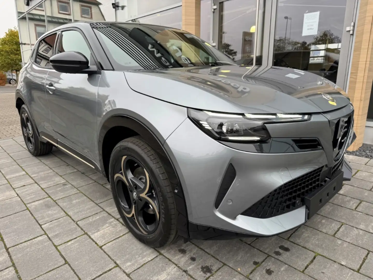 Alfa Romeo Junior Ibrida Intensa 1.2 VGT 48V-Hybrid Panorama Navi Di Grau - 2