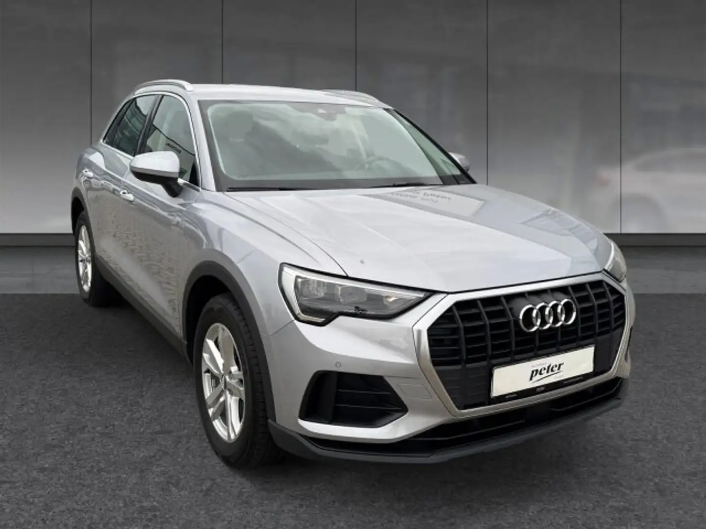 Audi Q3 Q3 35 1,5 TFSI BASIS **AHK*LED*NAV*DAB*PDC*GRA** Argent - 2