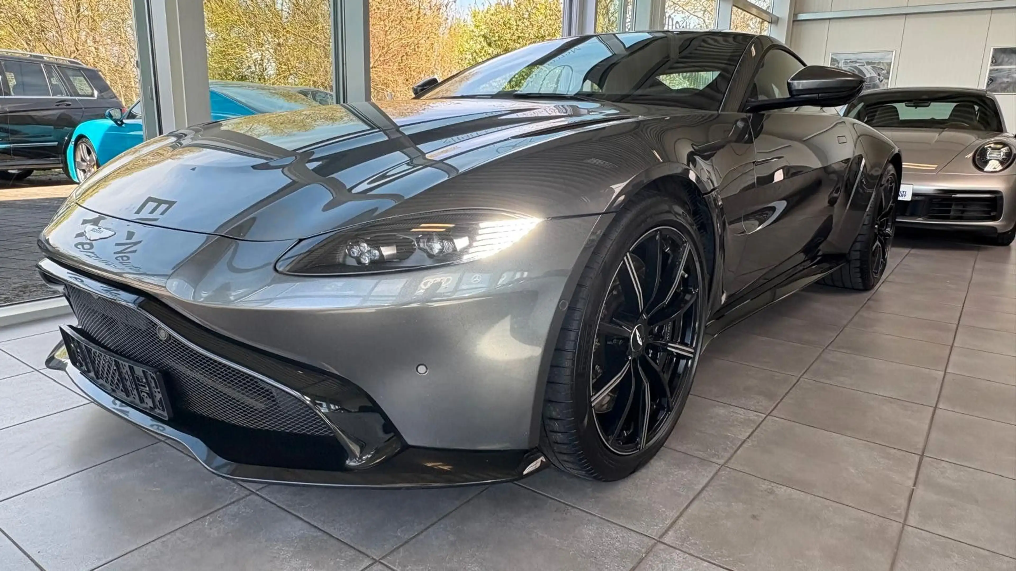 Aston Martin V8 4.0 V8 voll sehr gepflegt — photo 3