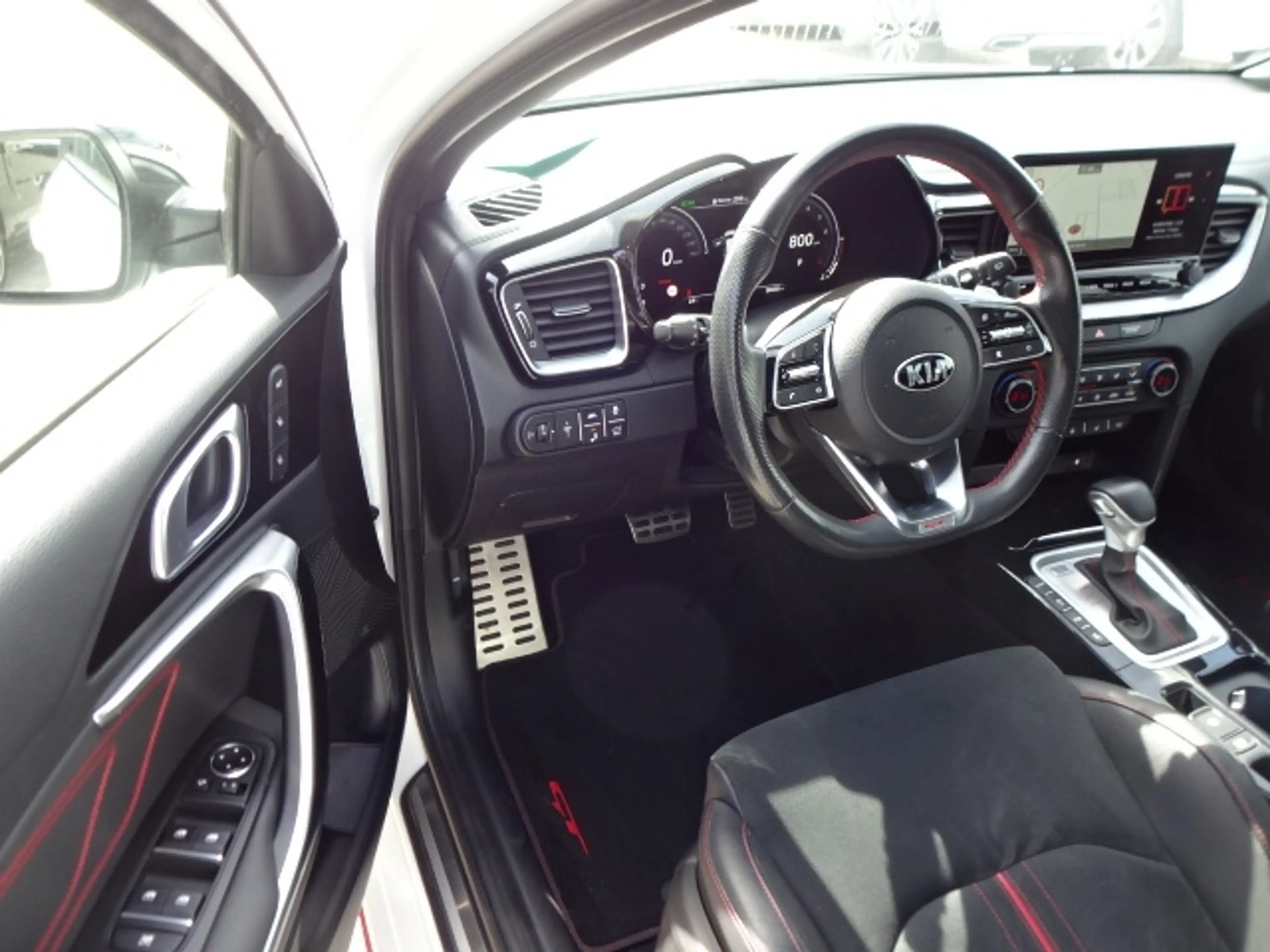 Kia ProCeed / pro_cee'd 1,6 GT AT AHK PANO Komf.Paket ACC — photo 15