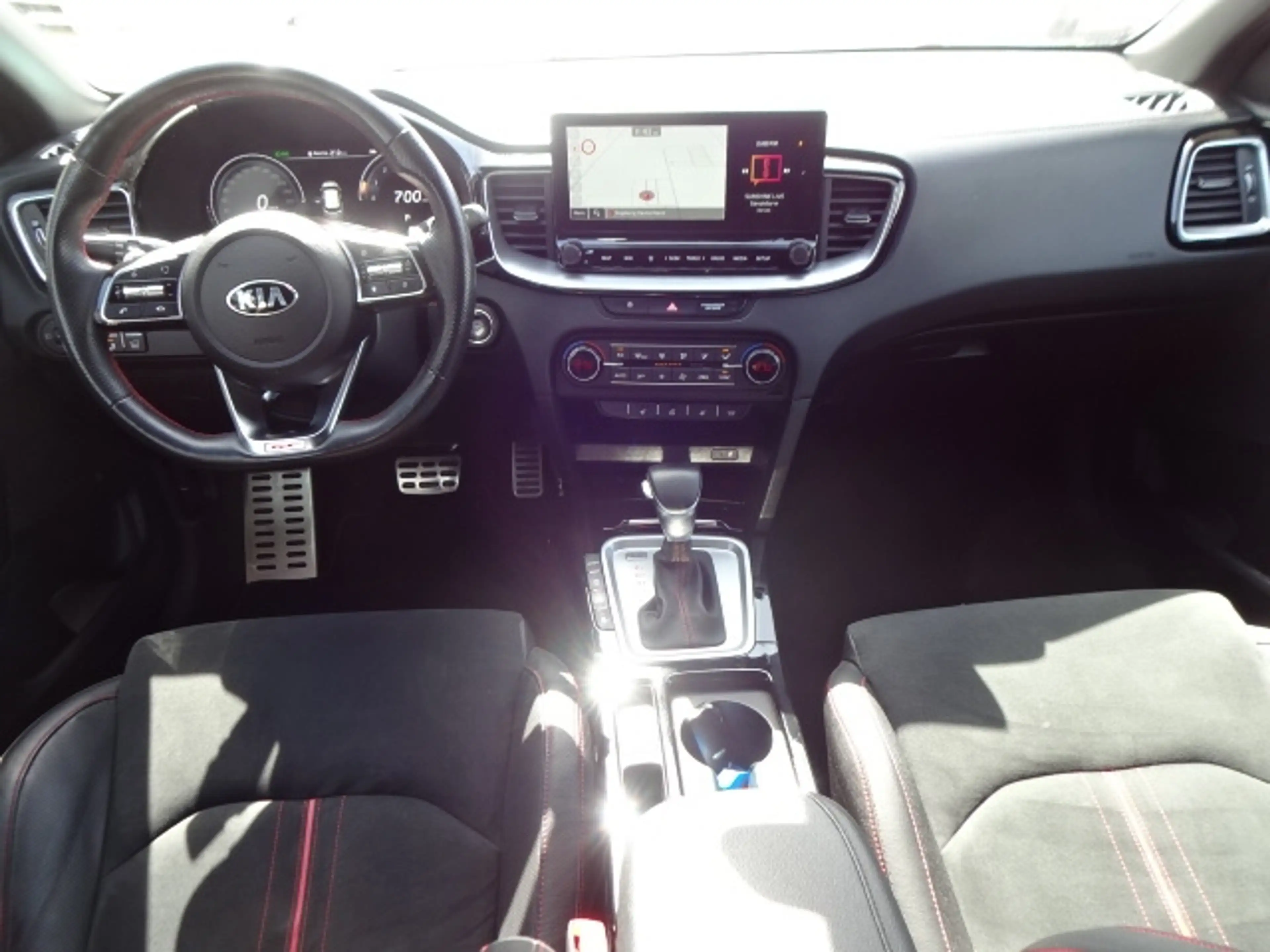 Kia ProCeed / pro_cee'd 1,6 GT AT AHK PANO Komf.Paket ACC — photo 3