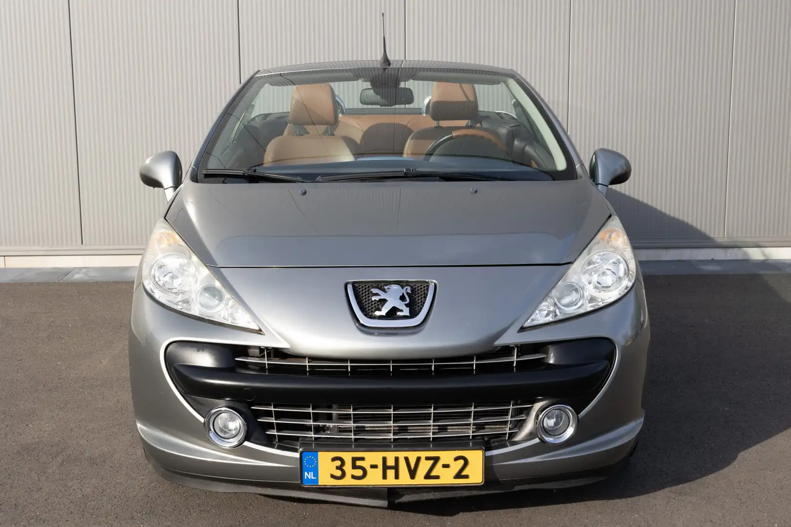 Peugeot 207 CC 1.6-16V T Féline | NL-AUTO | DEALER ONDERHOUDEN Grijs - 2