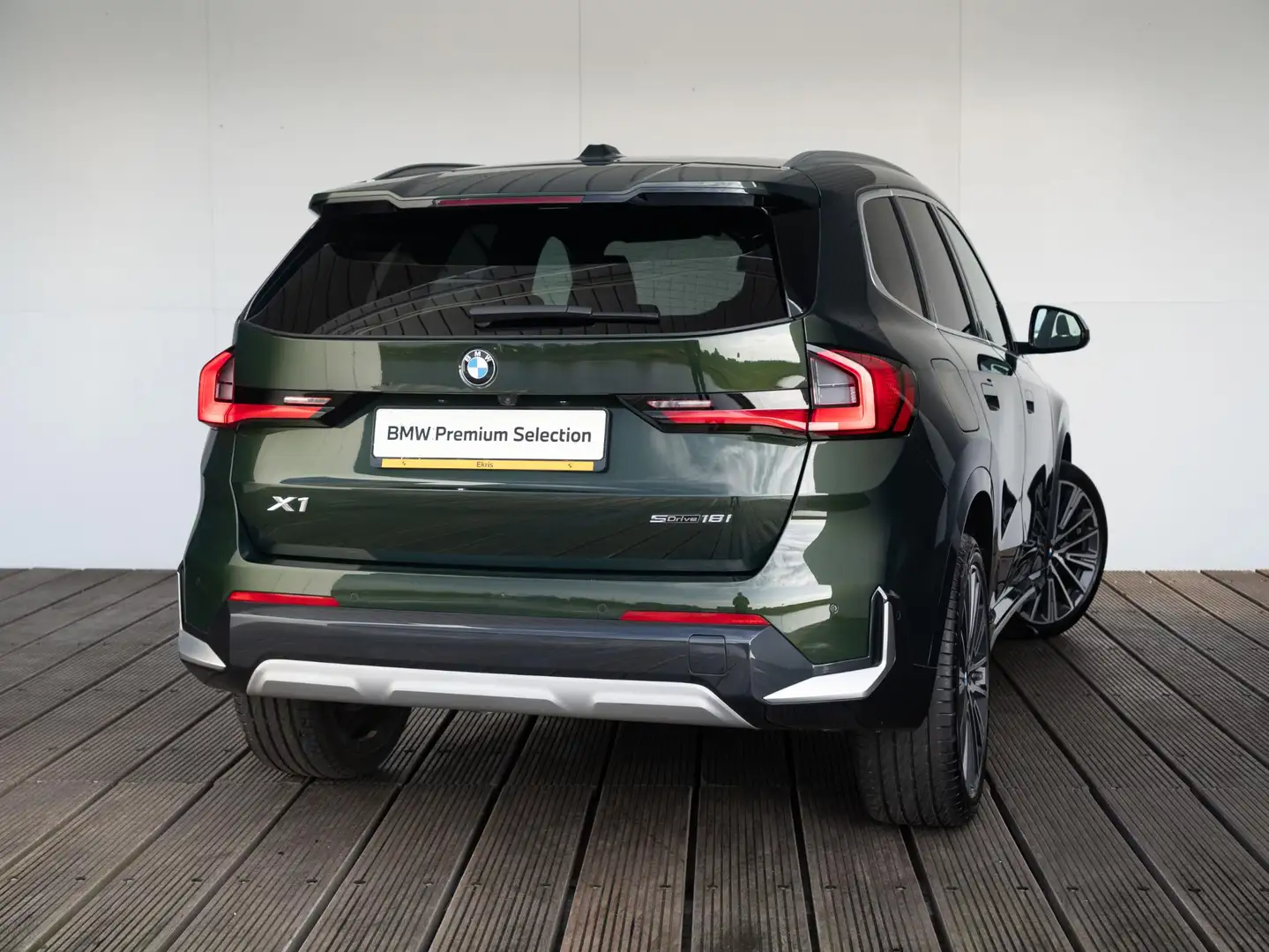 BMW X1 sDrive18i xLine | Premium Pack | Driving Assistent Groen - 2