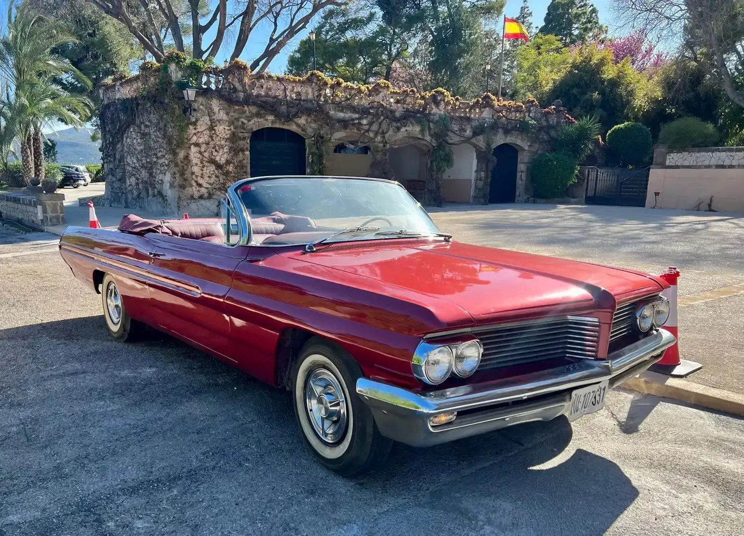 Pontiac Bonneville Rot - 1