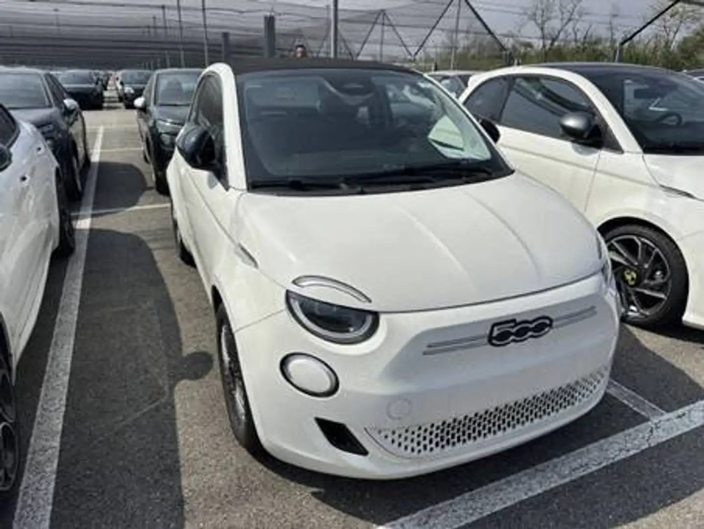 Fiat 500e Red Cabrio 23,65 kWh Blanc - 1
