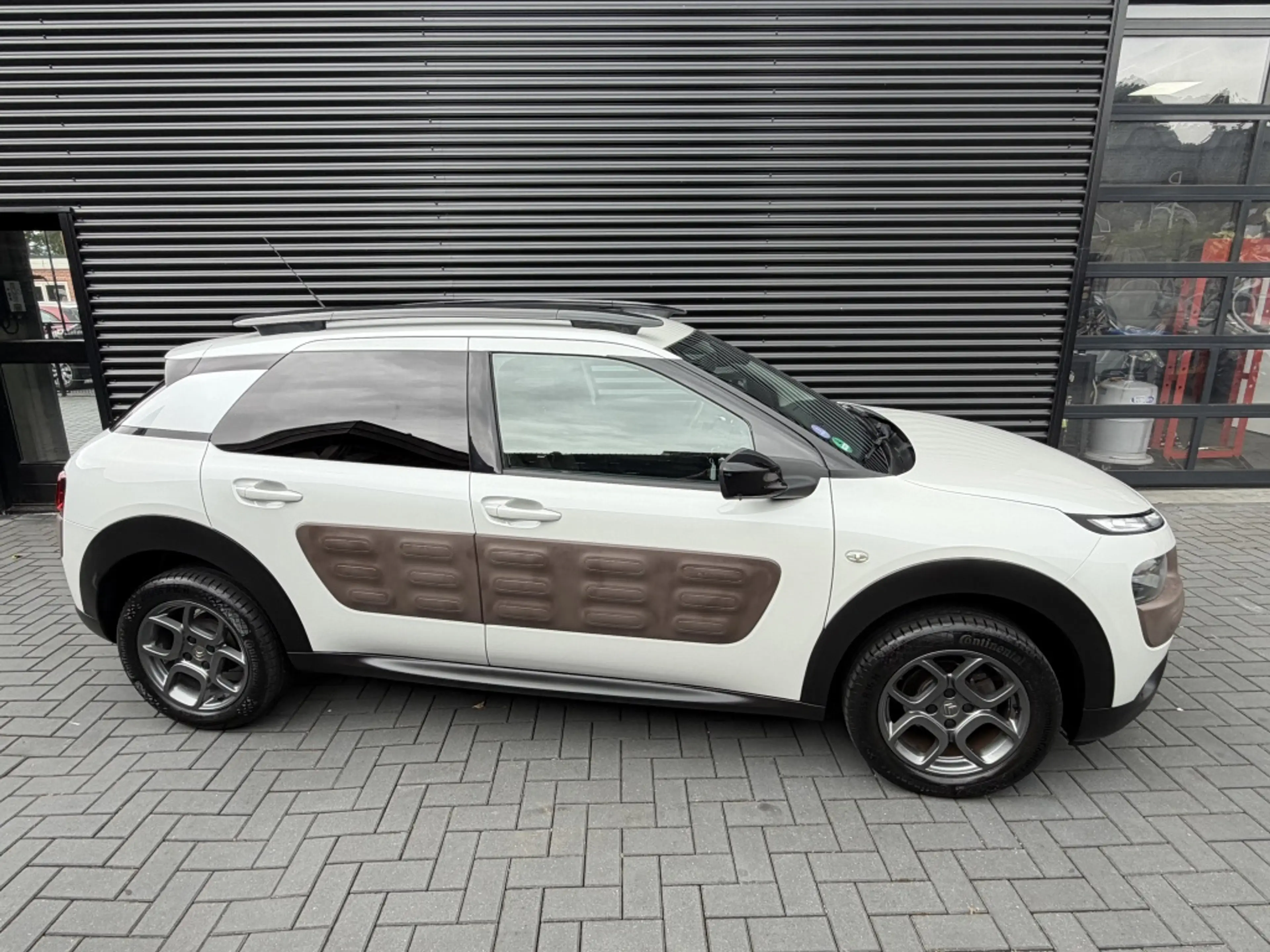 Citroen C4 Cactus 1.2 PureTech Shine| CAMERA| NIEUWE RIEM| NAP| 2017 — photo 6