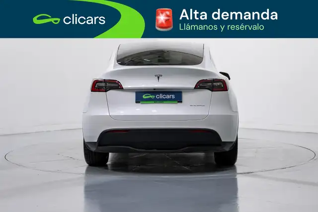 Tesla Model Y view 4