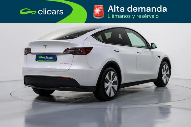 Tesla Model Y view 5