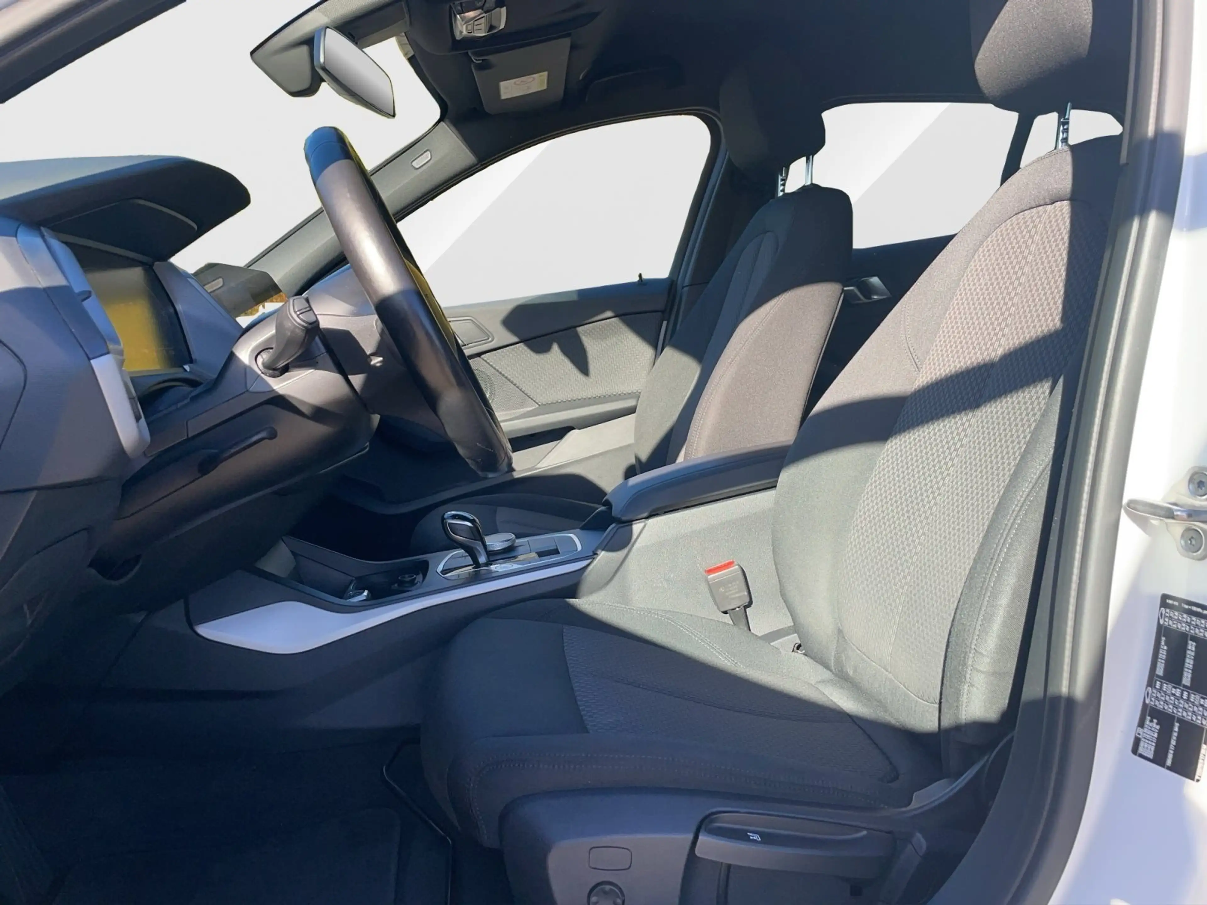 BMW 118 i Navi | LED-Scheinw. | Lenkradhz. | Automatik etc — photo 13