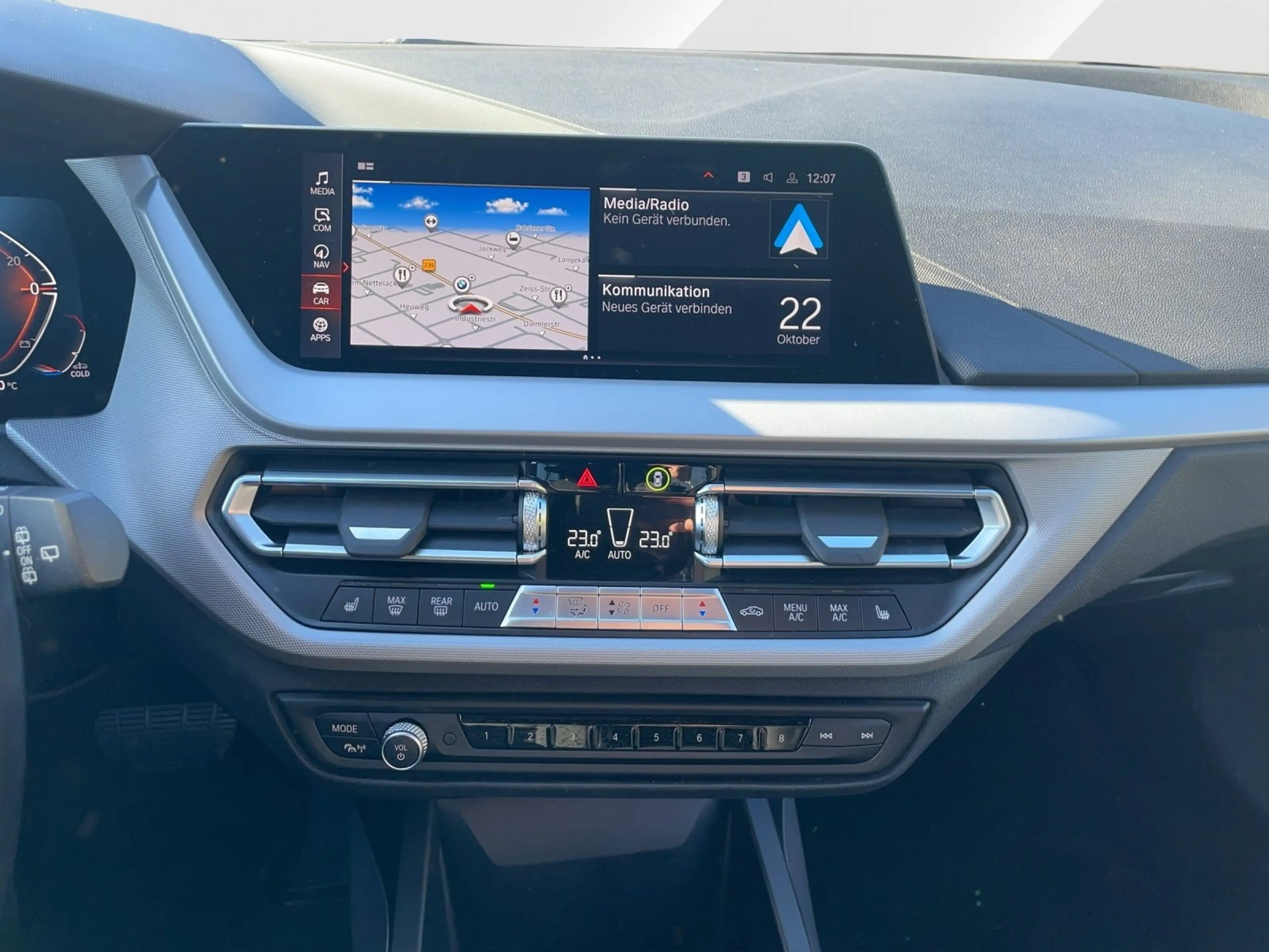 BMW 118 i Navi | LED-Scheinw. | Lenkradhz. | Automatik etc — photo 10