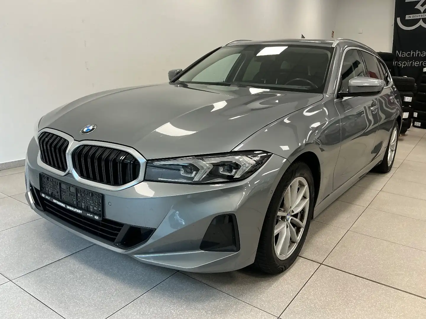 BMW 318 d RÜCKFAHRKAMERA+NAVI+PDC Grau - 1