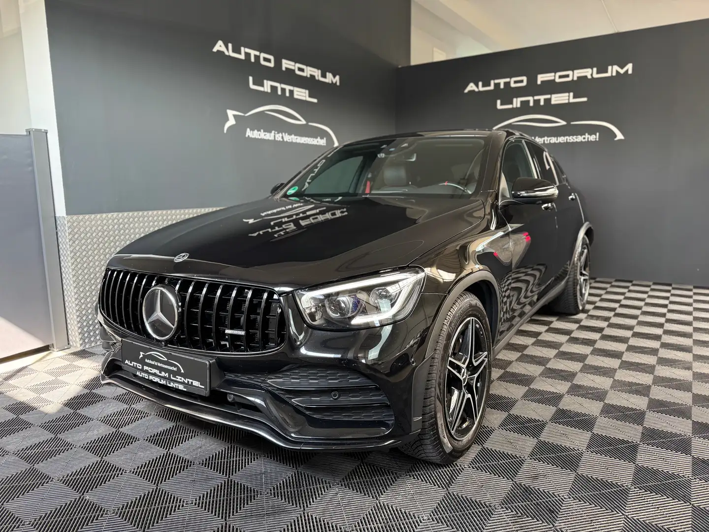 Mercedes-Benz GLC 43 AMG 4Matic-JUNGE STERNE 05.26-LED-DIGITAL-2.HAND-LEDER Noir - 1