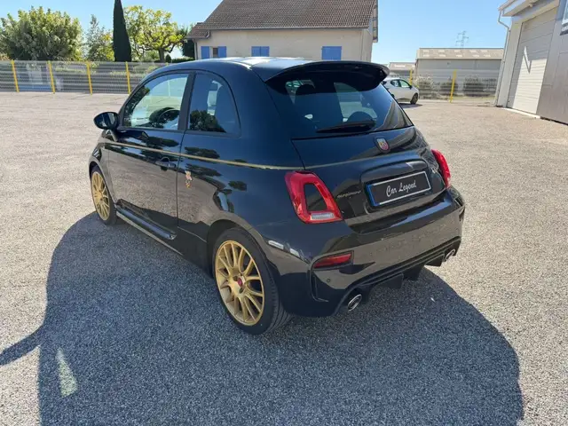 Fiat 500 view 3