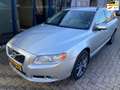 Volvo V70 3.0 T6 AWD Summum LEER / NAVI / CAMERA / SPOILER Grijs - thumbnail 1