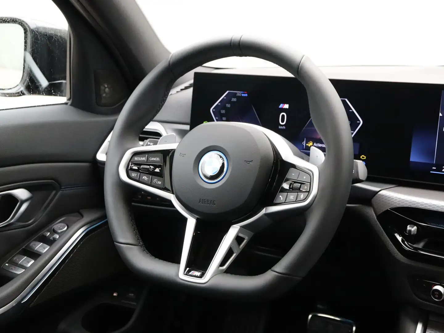 BMW 330 3 Serie 330e Touring M-Sport Pro Hybrid Schwarz - 2