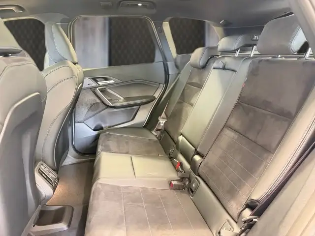 BMW iX1 eDrive20 U11 HB0 Ansicht 9