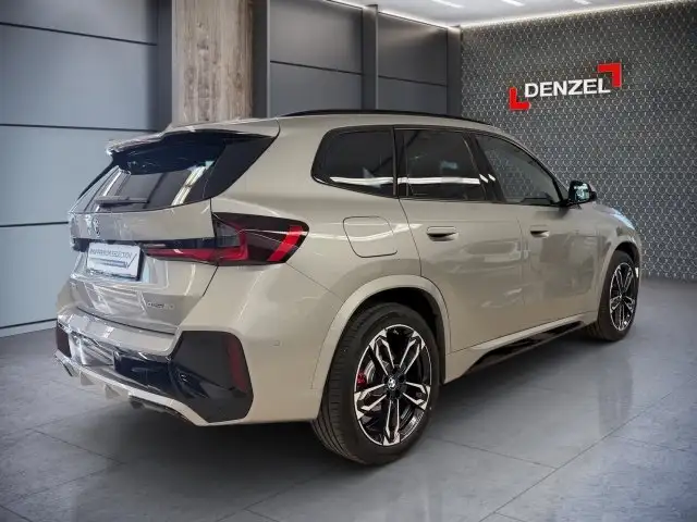 BMW iX1 eDrive20 U11 HB0 Ansicht 4
