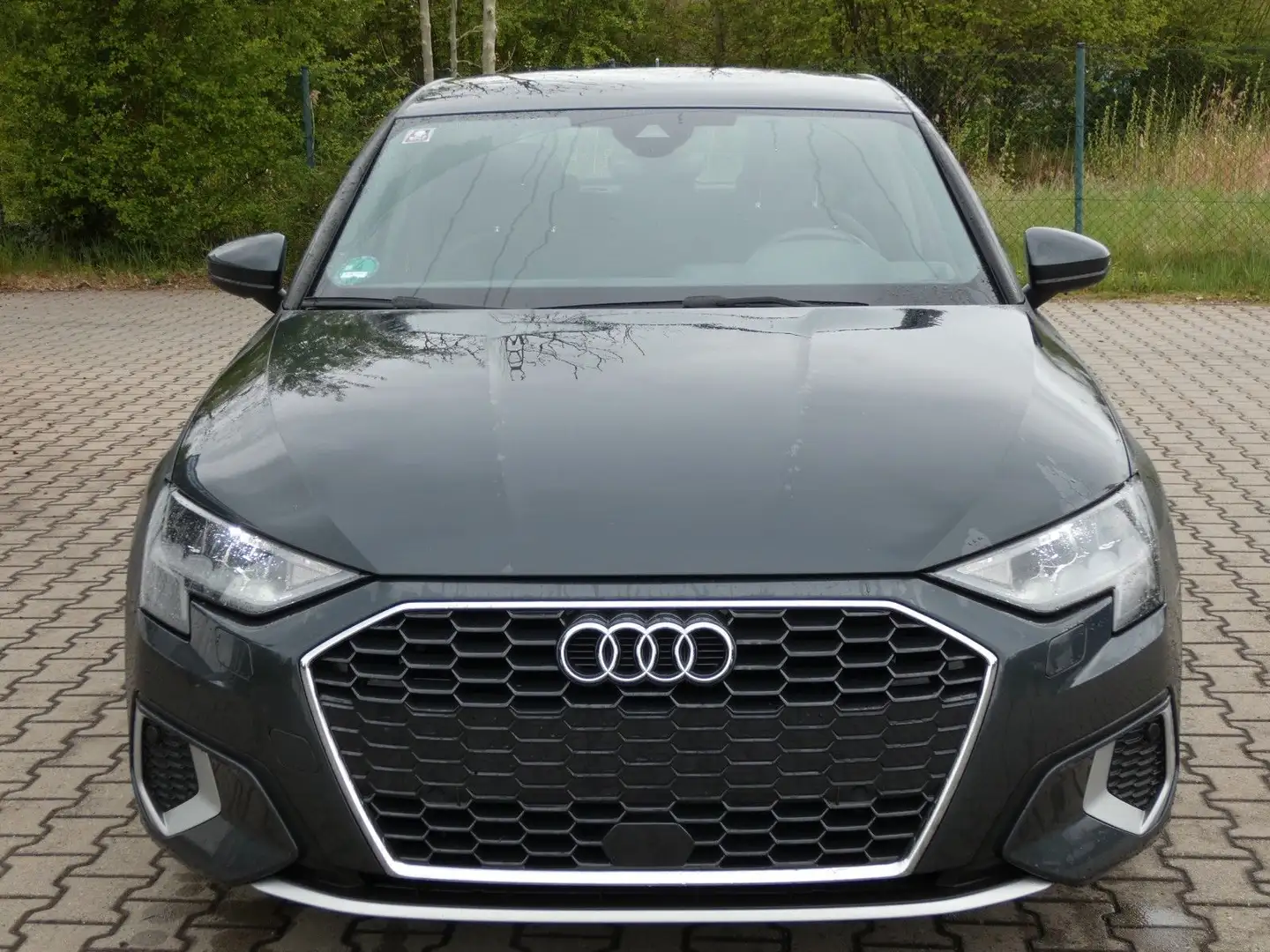 Audi A3 Sportback 35 TFSI advanced 1.5TFSI DSG LED Grau - 2
