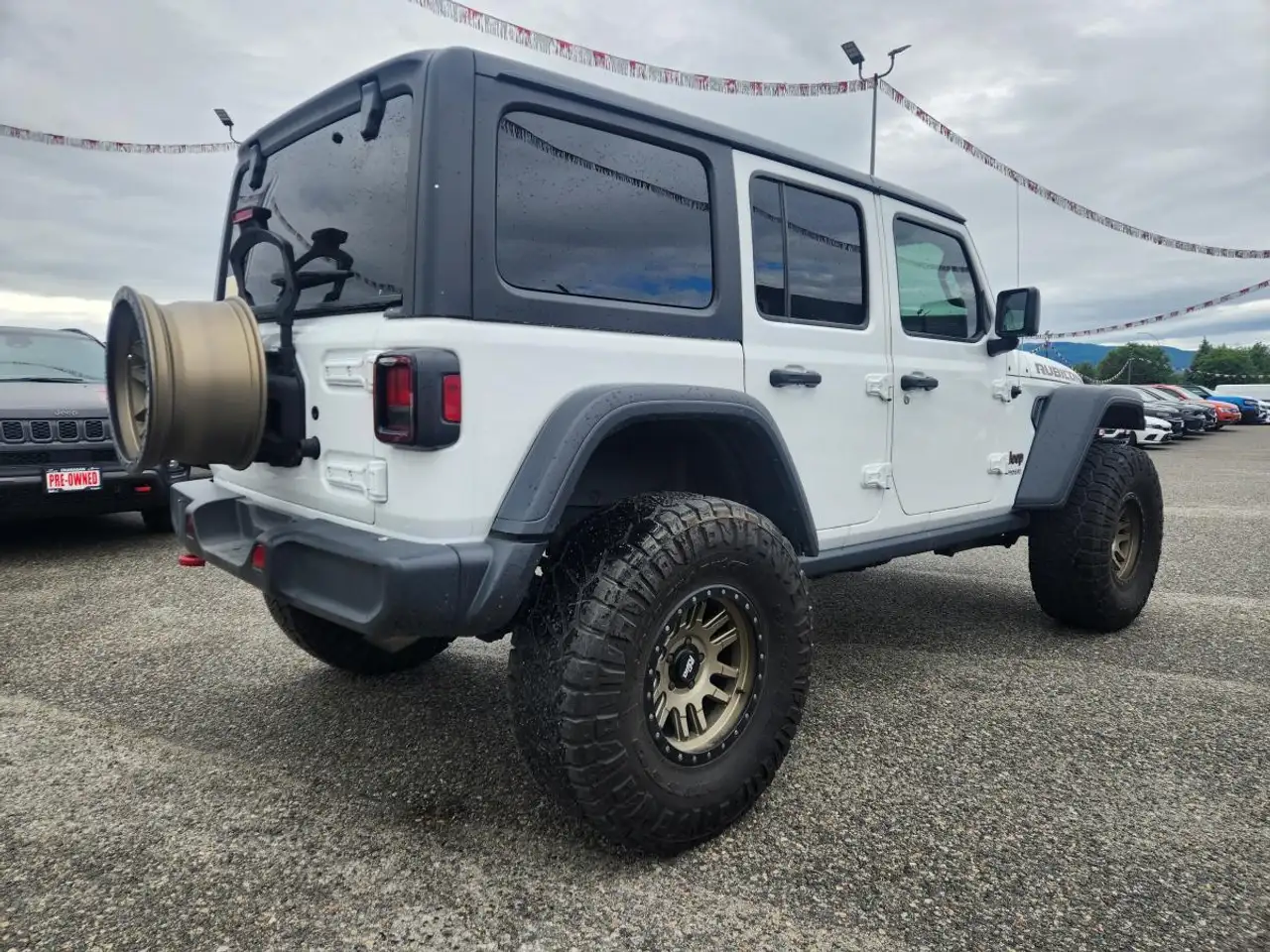 Jeep Wrangler снимка Jeep Wrangler