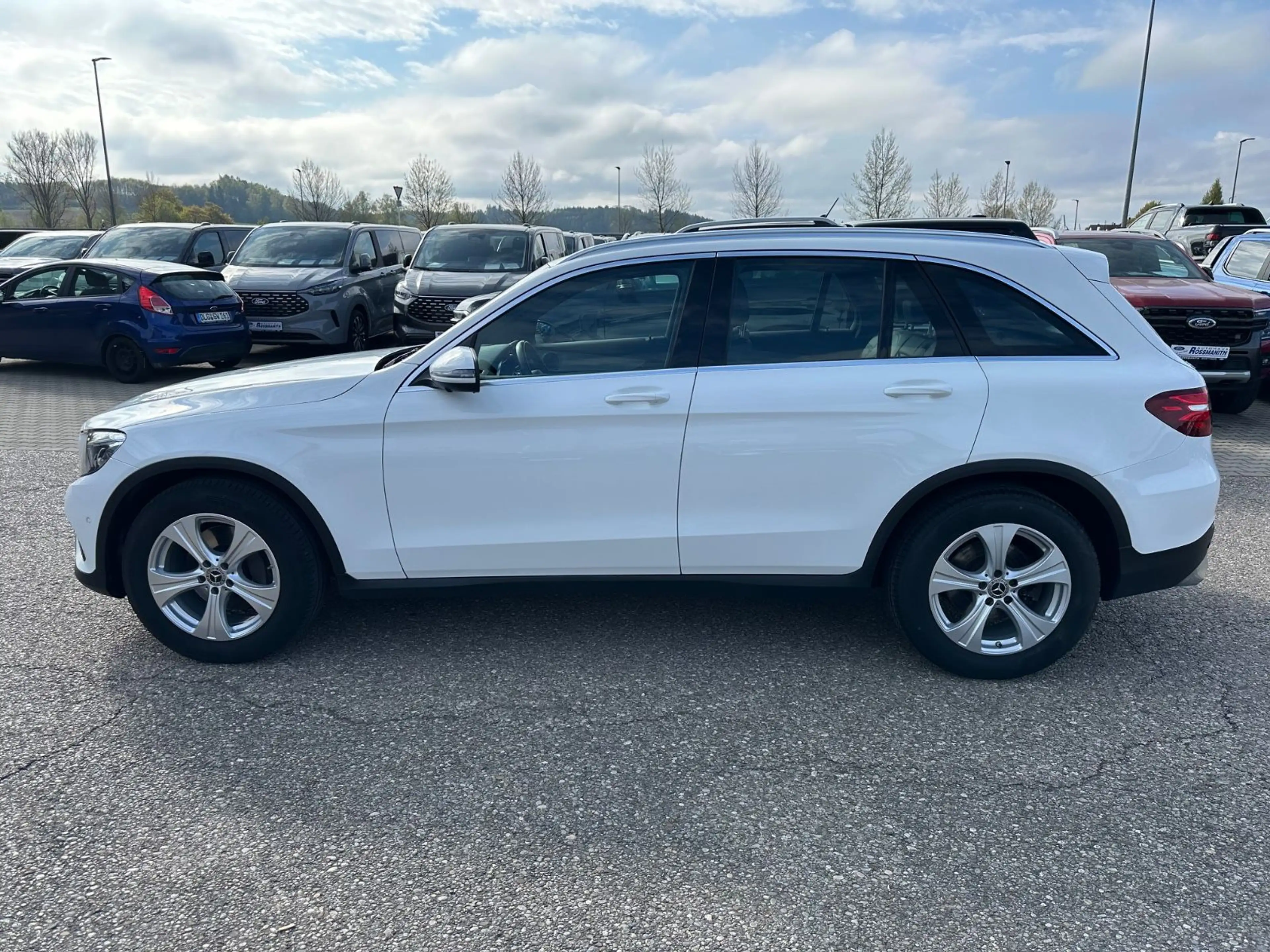 Mercedes-Benz GLC 350 d 4Matic *360°, AHK, LED, Leder* — photo 2