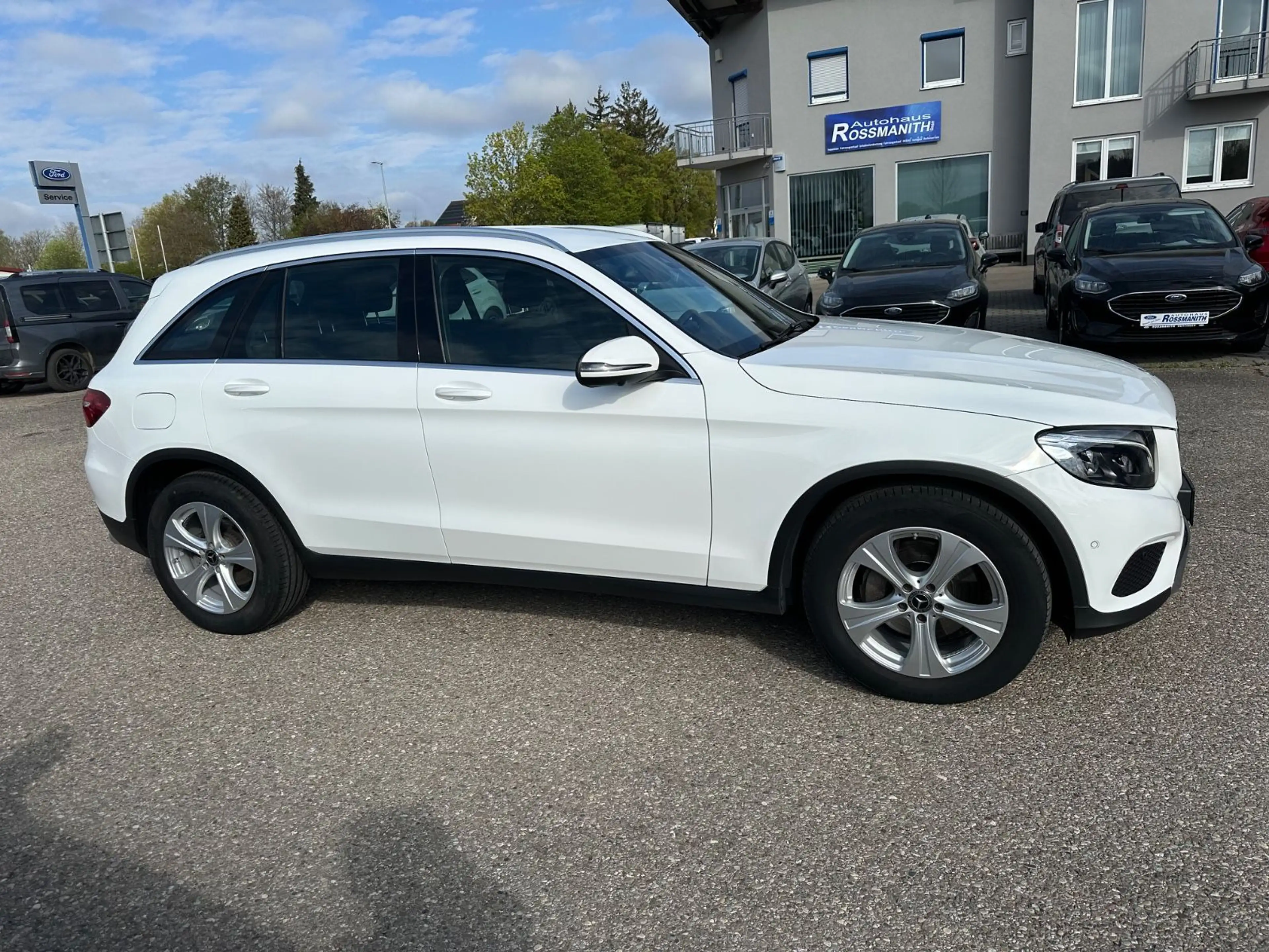 Mercedes-Benz GLC 350 d 4Matic *360°, AHK, LED, Leder* — photo 6