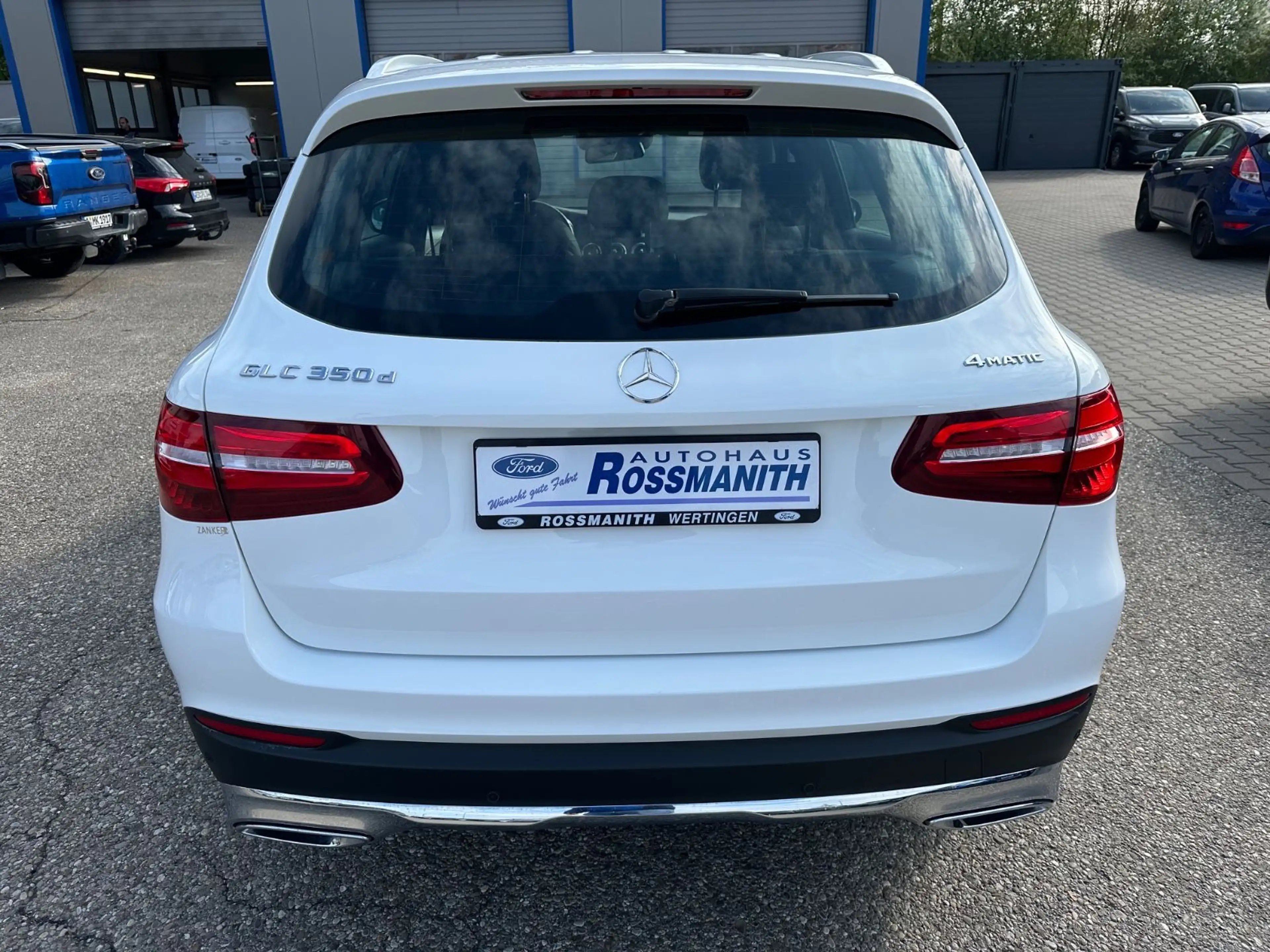 Mercedes-Benz GLC 350 d 4Matic *360°, AHK, LED, Leder* — photo 4