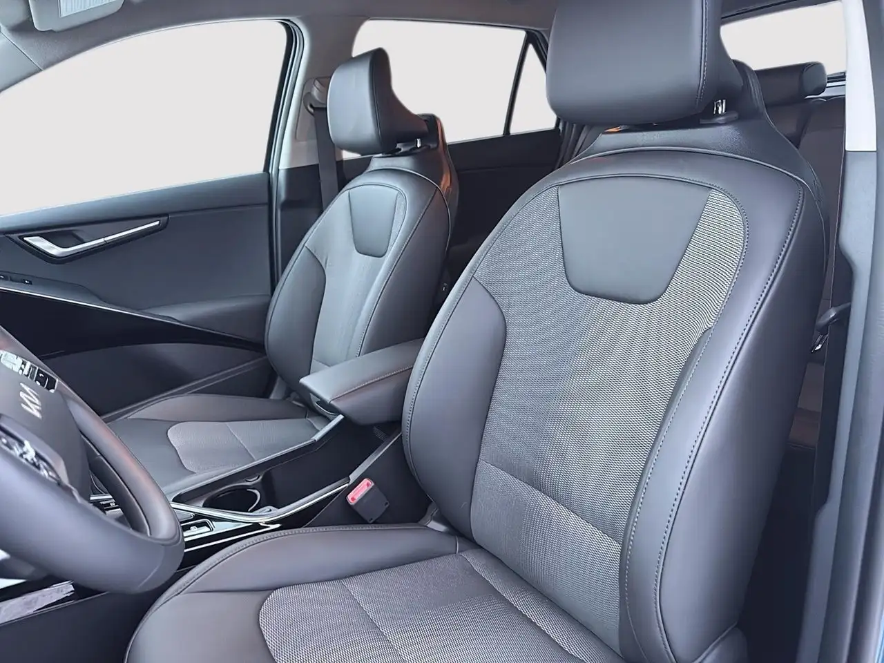 Kia Niro photo Kia Niro