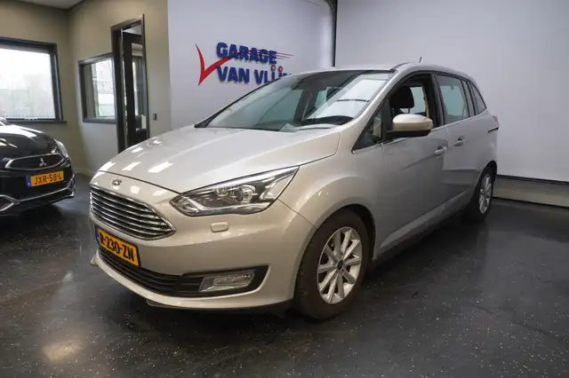 Ford Grand C-Max 1.5 ECOBOOST Titanium 7p. Revisie motor