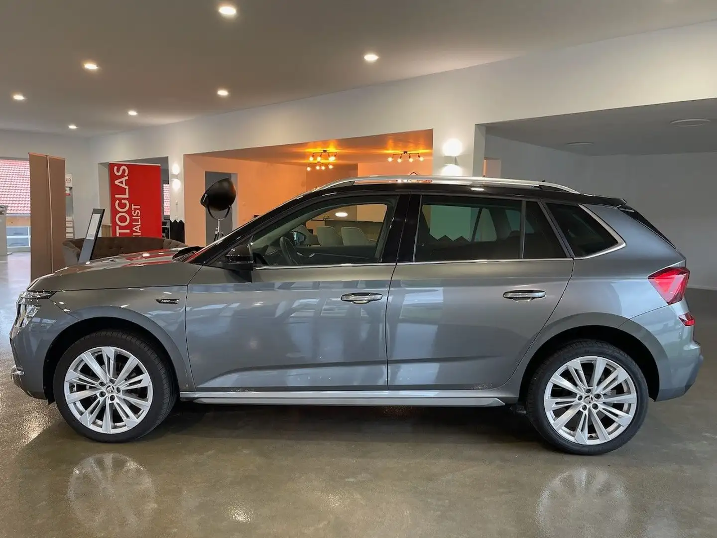 Skoda Kamiq First Edition AHK SHZ ALU DWA SideAssist Grau - 2