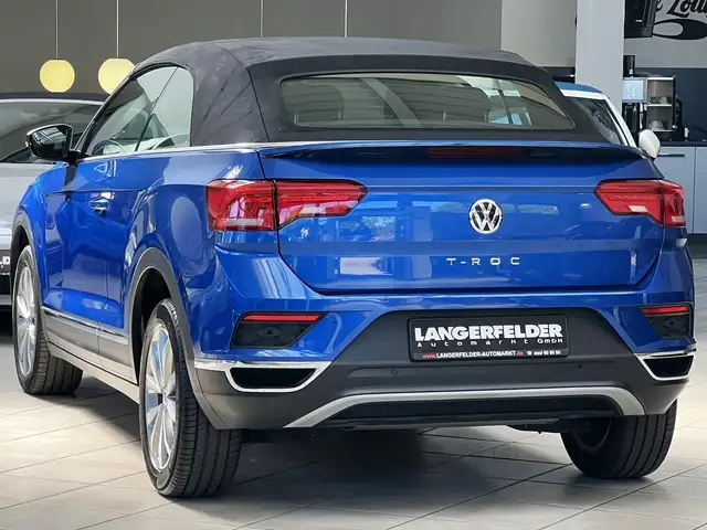 Volkswagen T-Roc view 7