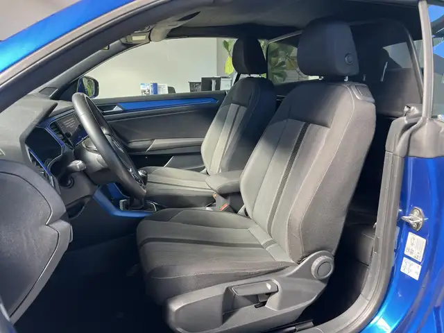 Volkswagen T-Roc view 13