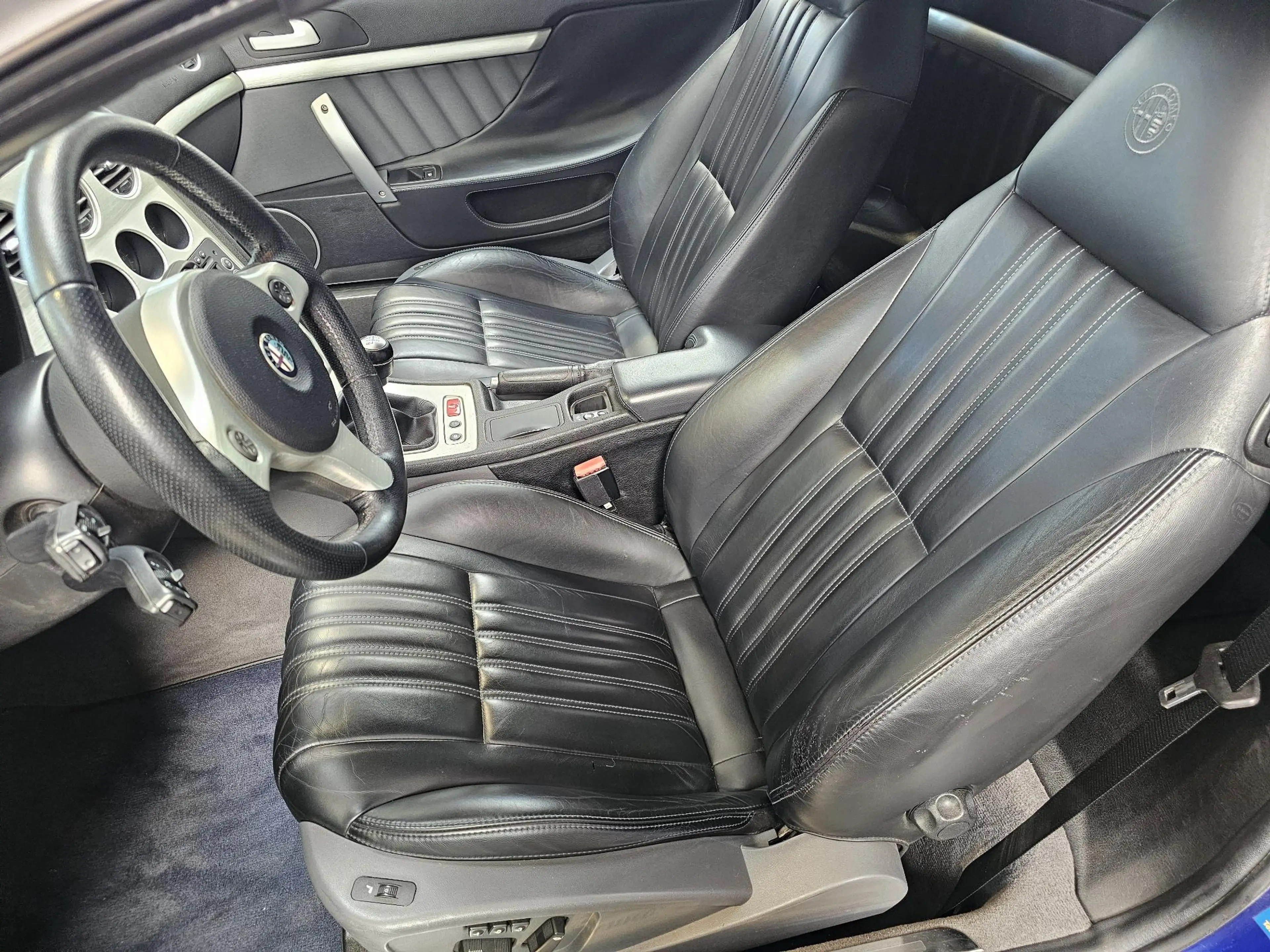 Alfa Romeo Spider 2.2 JTS Exclusive — photo 8