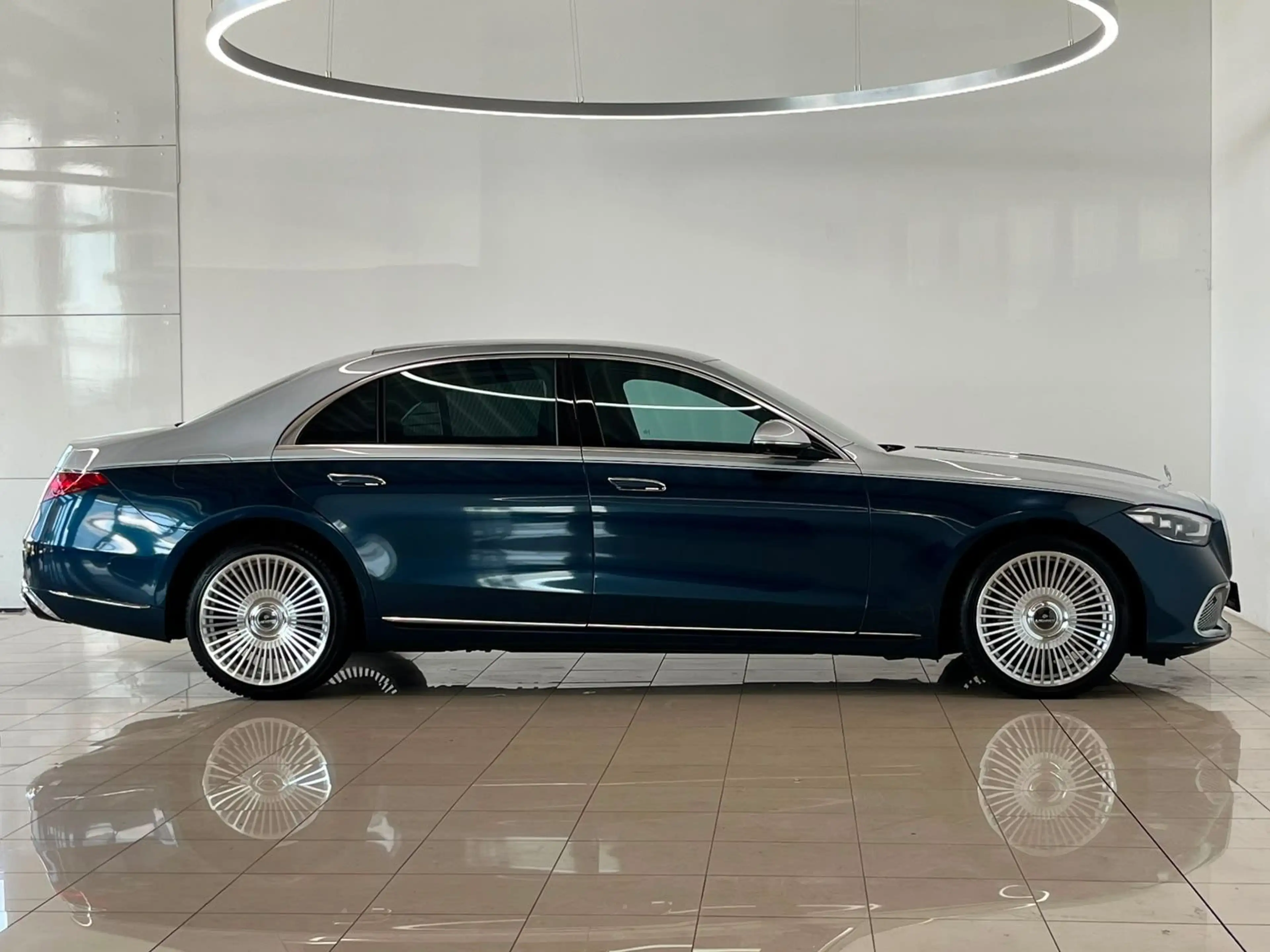 Mercedes-Benz S 400 d Limousine 4Matic L Maybach ChaufeurPaket — photo 5