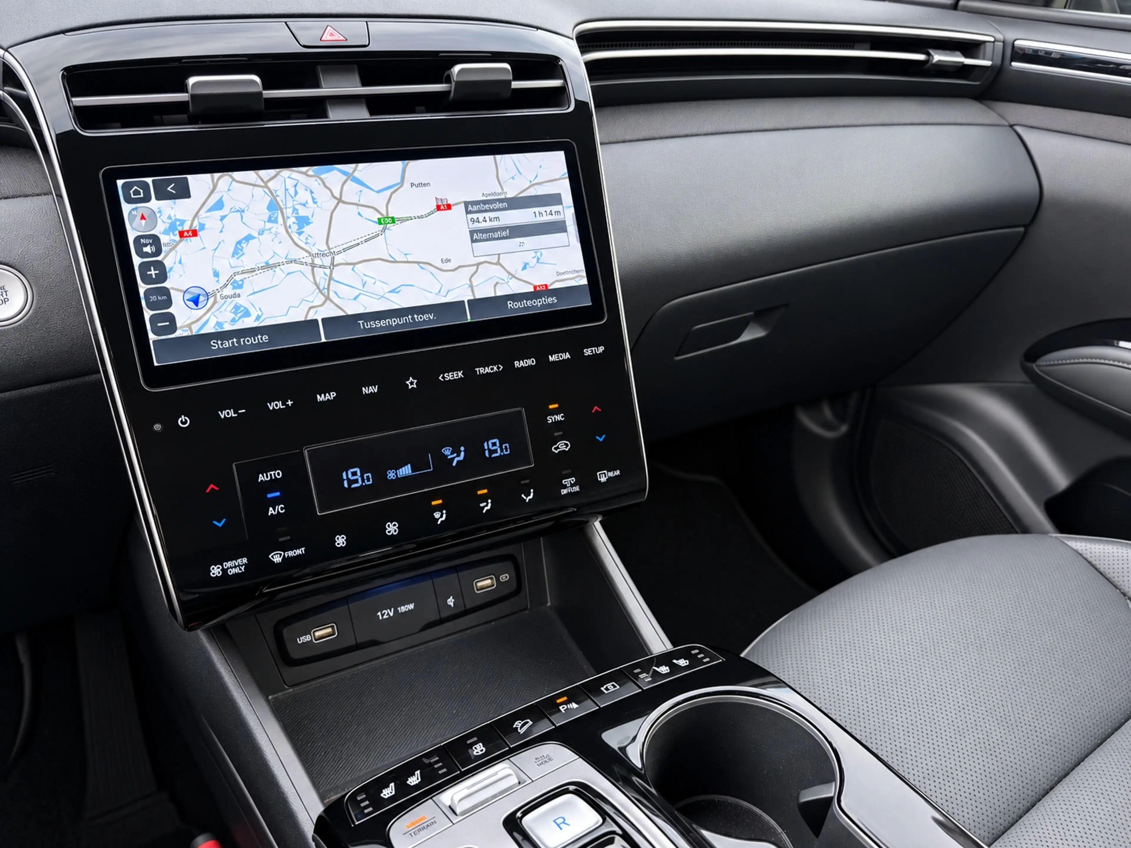 Hyundai TUCSON 1.6 T-GDI PHEV Premium 4WD | Apple Carplay/Android — photo 12
